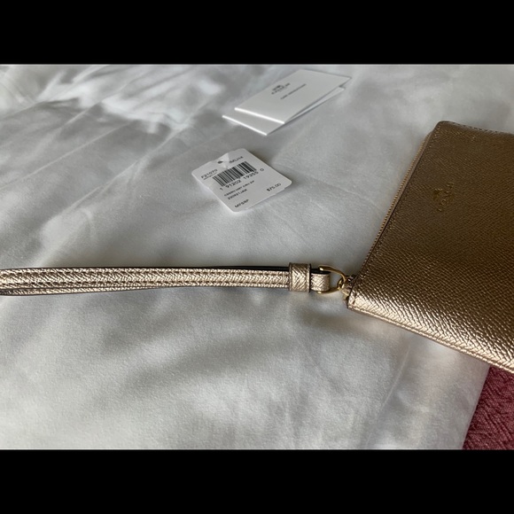 Coach Wristlet - Picture 6 of 6